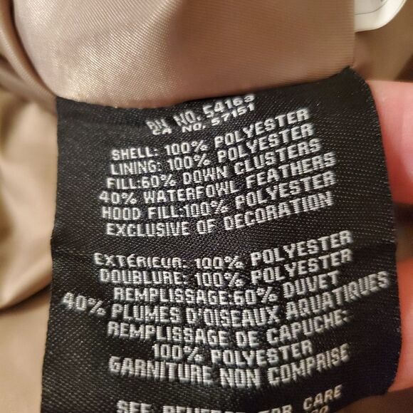 Cole Haan Padded Stitch Puffer Jacket sz Medium - Picture 13 of 14